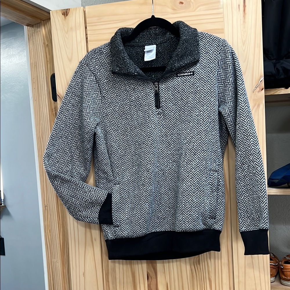 Stylish Black and White Pullover